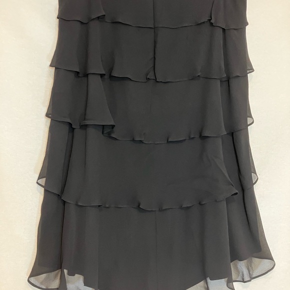 Tadashi Shoji Black 100% Silk Layered Ruffle Asymmetrical Midi Skirt Size 14 - Picture 6 of 9